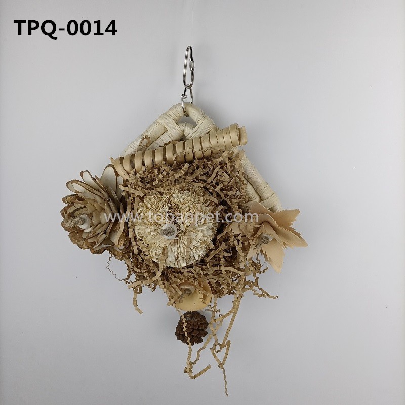 Eco-friendly Natural Bird Shredding Toys for Parrot Cages Accessories TPQ-0014